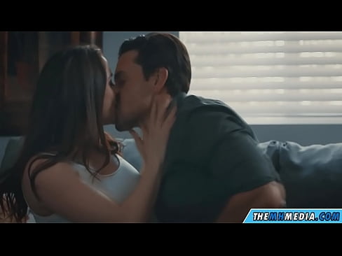 ❤️ ایک اچھی busty ماں کے ساتھ رومانٹک جنسی تعلقات مقعد فحش ﹏